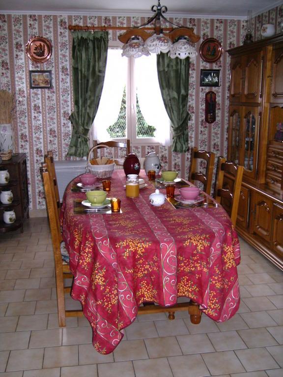 Au Repos Saint-Jean Bed and Breakfast Chinon Zewnętrze zdjęcie